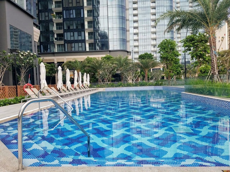 Hồ bơi Vinhomes Golden River